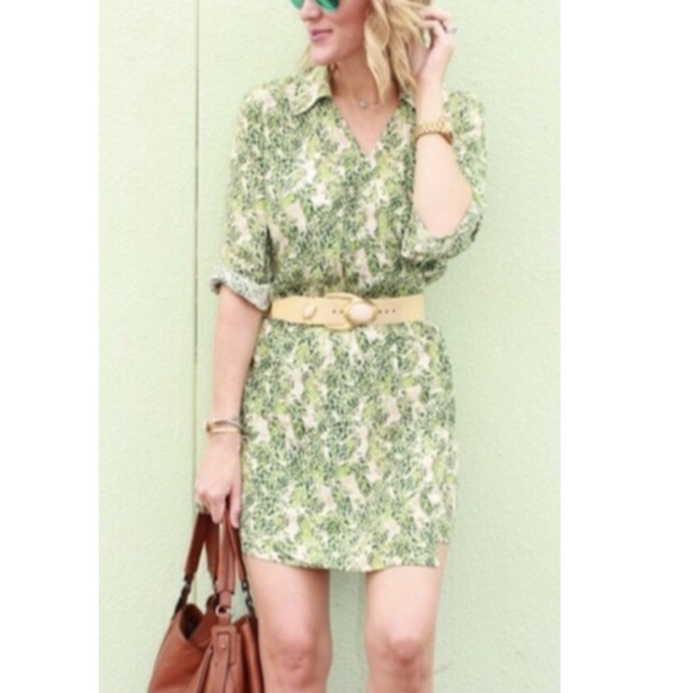 Cabi Shirt Dress Size M Green Floral Wrap Mini Leaf Print Short Graphic Spring